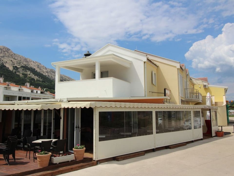 Pintar A4+2 Zarok - Baška
