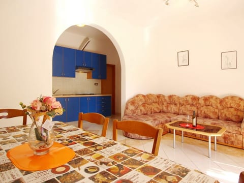 Schöne Wohnung in Baška mit Eigener Terrasse