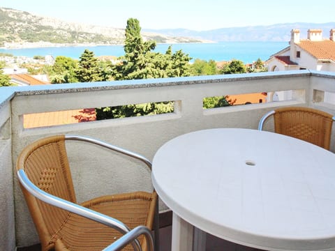 Modern eingerichtete Apartment für 4 Personen mit Meerblick