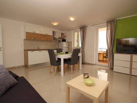 Gorica II A2+2 br.6