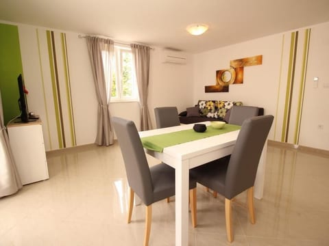 Gorica II A2+2 br.6