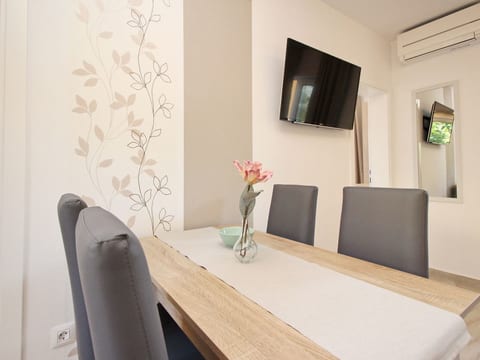 Tolles Appartement in Baška mit Eigenem Balkon