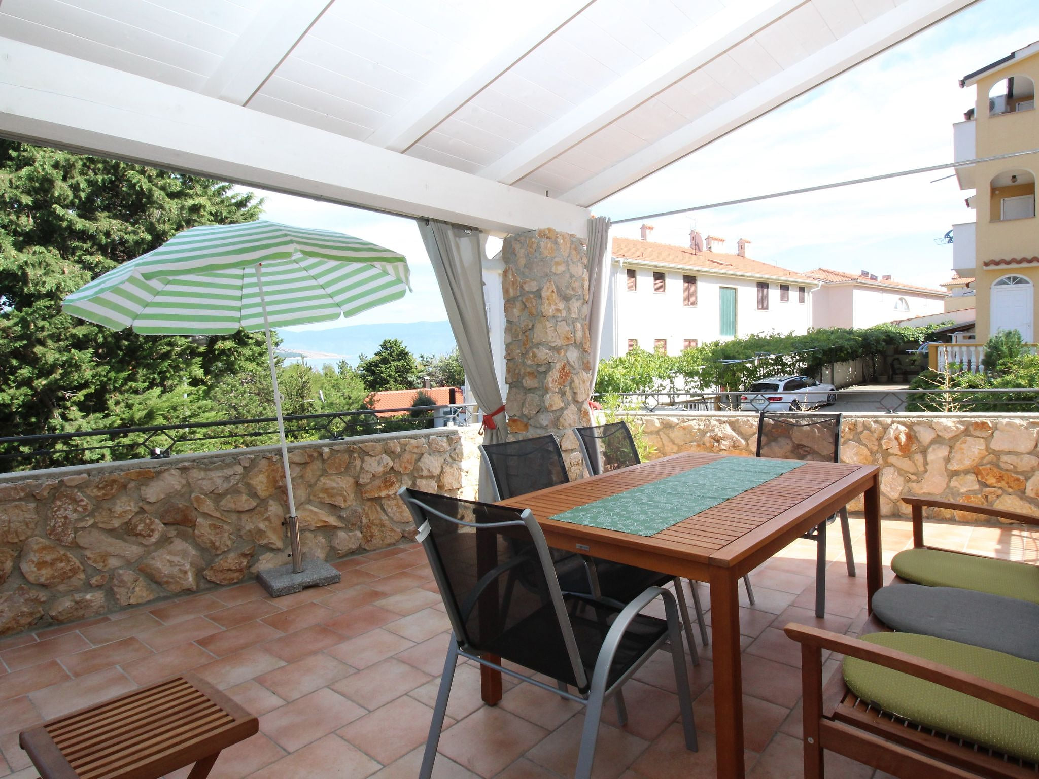 Appartement in Baška mit Eigener Terrasse