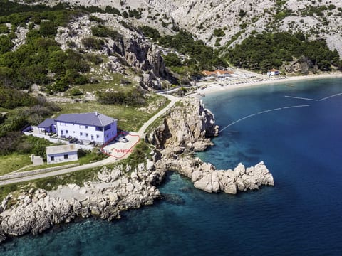 Wohnung in Baška mit Terrasse