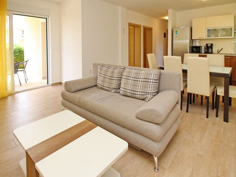 Wohnung in Baška mit Eigener Terrasse