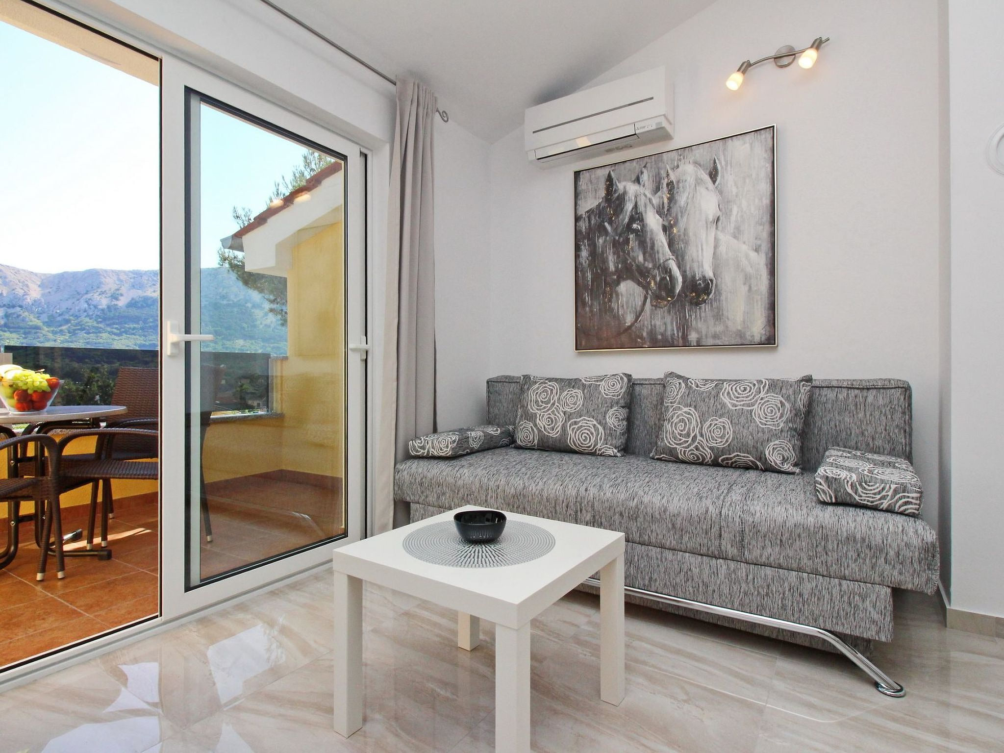 Charmantes Appartement in Baška mit Eigenem Balkon