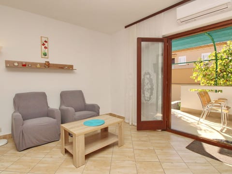 Charmante Wohnung in Baška mit Eigener Terrasse