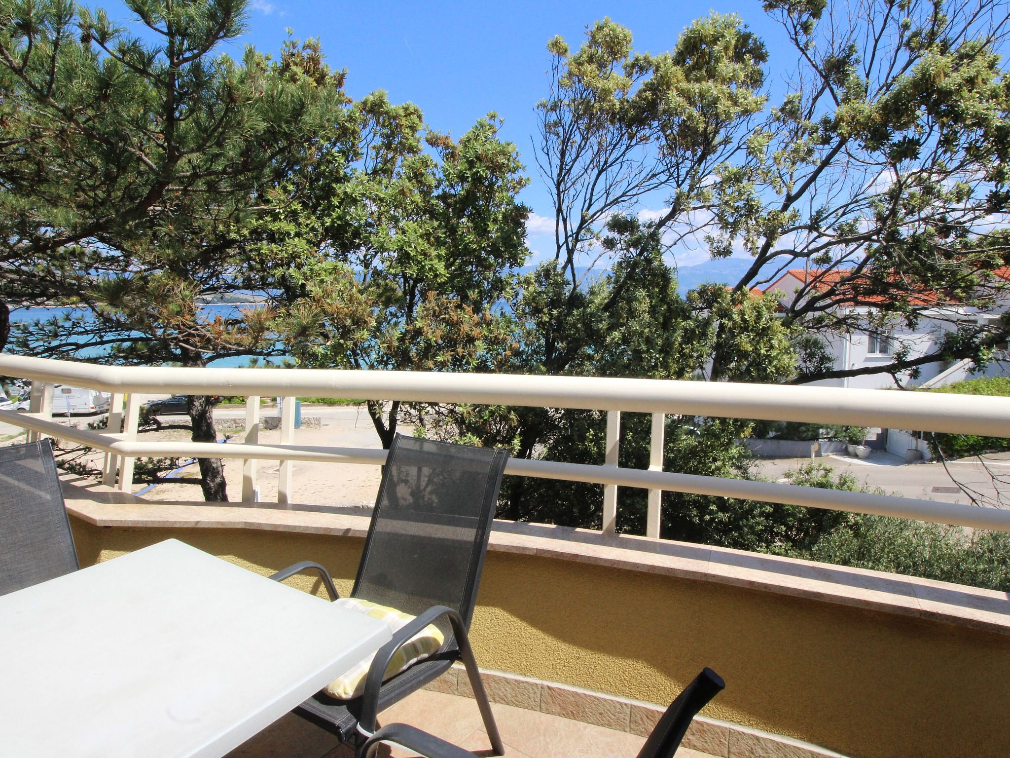 in Baška mit Eigenem Balkon