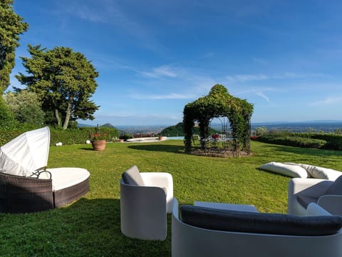 für 10 Personen in Montecatini Tere, Toskana (Provinz Pistoia)