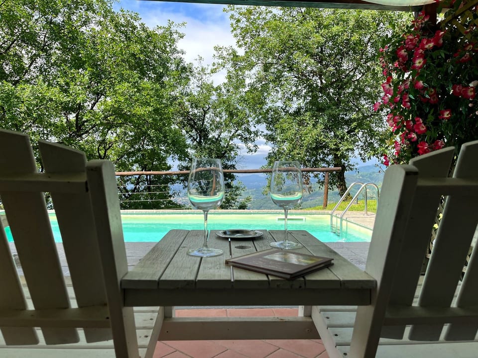 Villa im Grünen Civico 2 en Uzzano - La Sassa