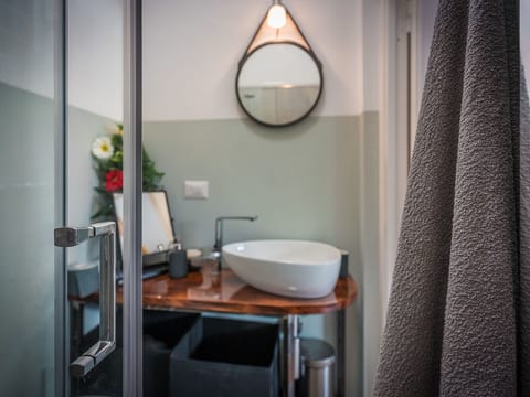 Wohnung in Marina Di Pisa mit Garten