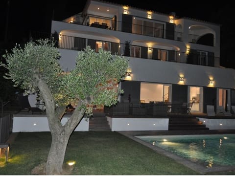 Villa mit Charme - Privatpool für Familien
