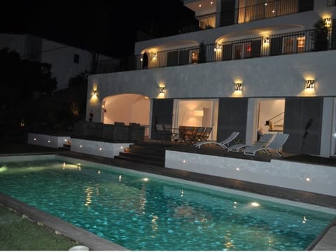 Villa mit Charme - Privatpool für Familien