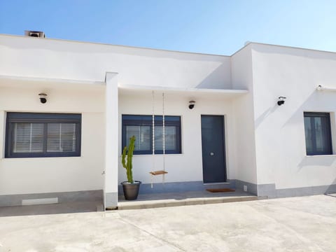 "Arenas house" mit Pool