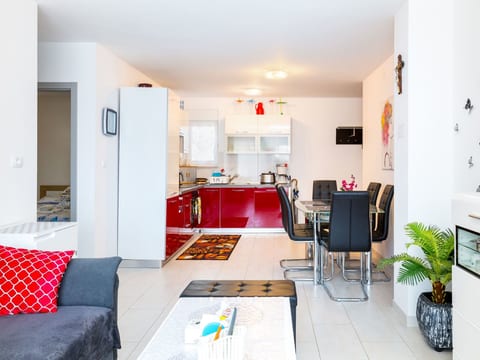 "Marica J2" mit Balkon