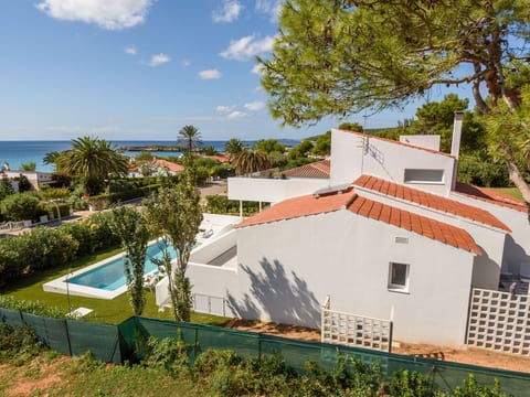 Villa Lucia mit Meerblick und Pool in Santo Tomas