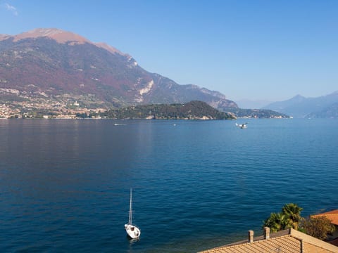 mit Blick auf den Comer See