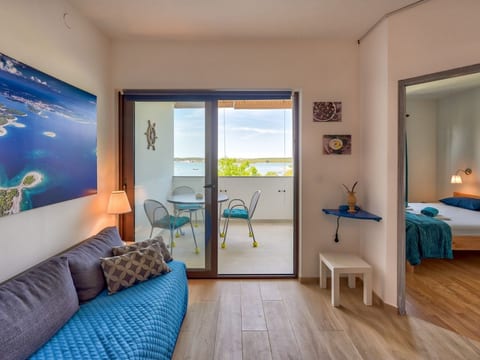 mit Balkon