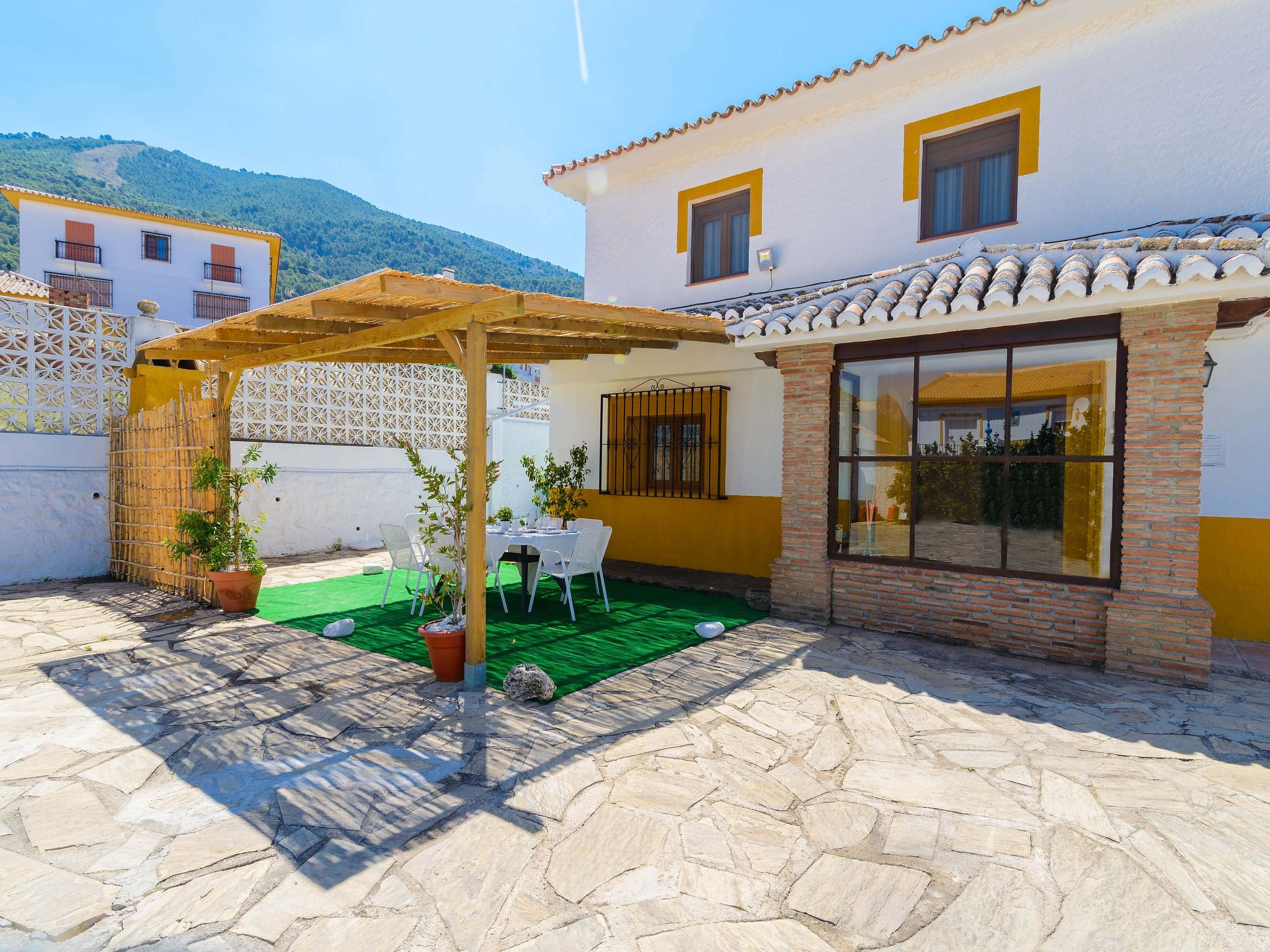 Patio de los Naranjos Haus mit Terrasse und Schwimmbad