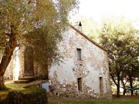 Casa Il Sàrperi in Montecatini Val di Cecina