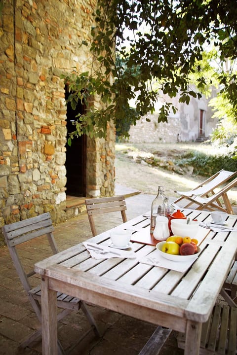 Casa Il Sàrperi in Montecatini Val di Cecina
