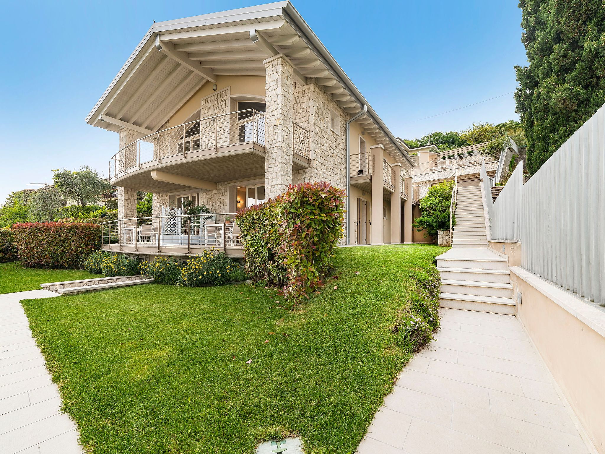 Flacher Sonnenaufgang