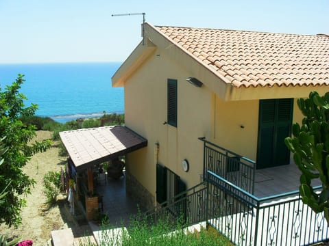 Exklusive Villa mit Strandblick