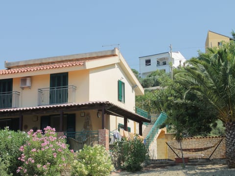 Exklusive Villa mit Strandblick
