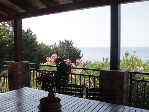 Exklusive Villa mit Strandblick