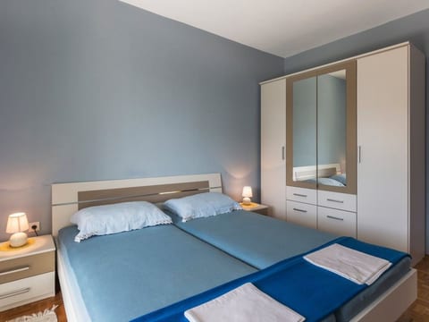 Geräumige Wohnung in Medulin mit privatem Parkplatz