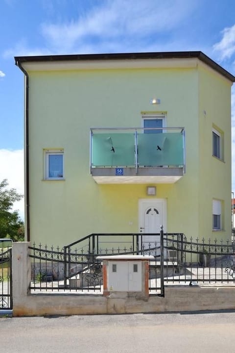 Ferienvilla "Posesi Dujak"
