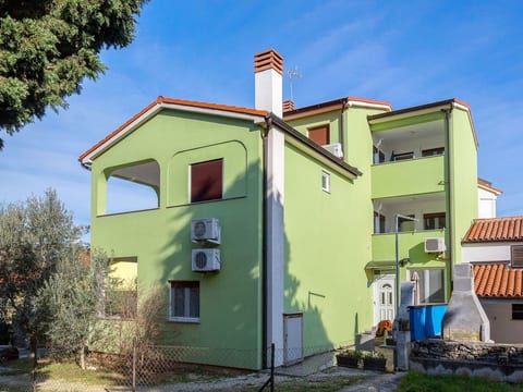 für 4 Personen ca. 46 m² in Medulin, Istrien (Medulin und Umgebung)
