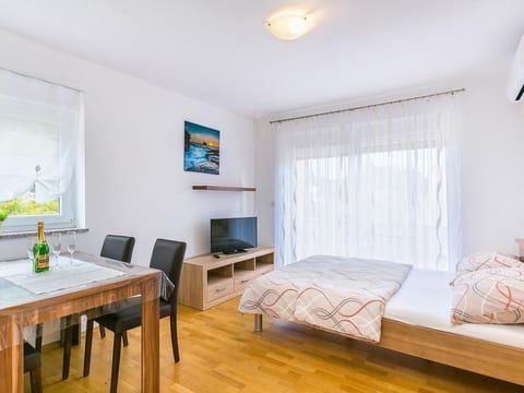 für 4 Personen ca. 35 m&sup2; in Medulin, Istrien (Medulin und Umgebung)