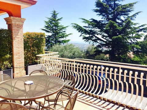 Wohnung in Trecastagni mit Terrasse