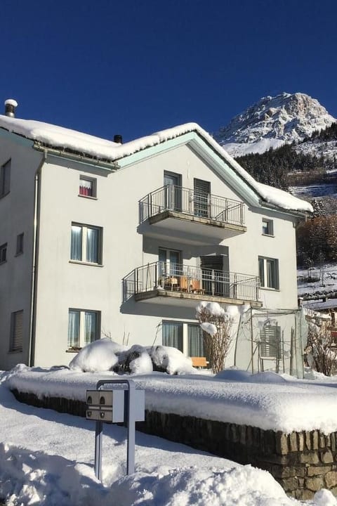 Wohnung mit Bergblick