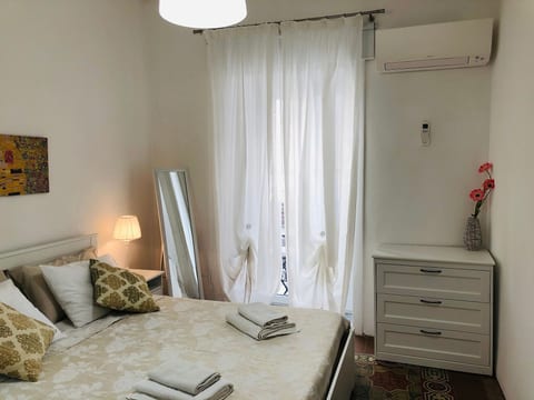 Wohnung im Zentrum mit Balkon, in der Nähe des Meeres