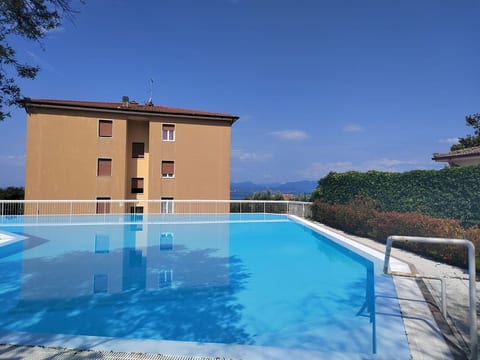 mit Seeblick und privatem Garten