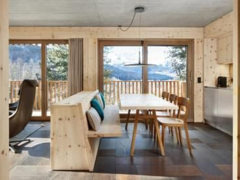 Alpine Lodge 6-Bett-Wohnung Chesa al Parc / "Ber