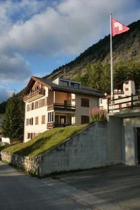 Chesa Viola Dachwohnung