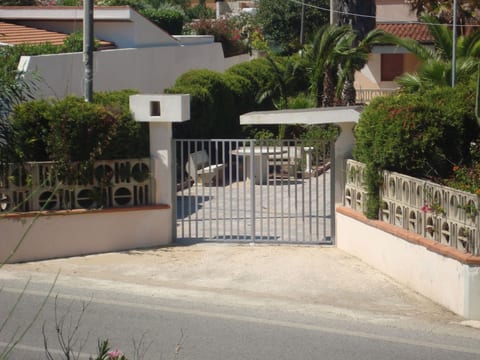Villa Degli Angeli mit Blick auf das Meer