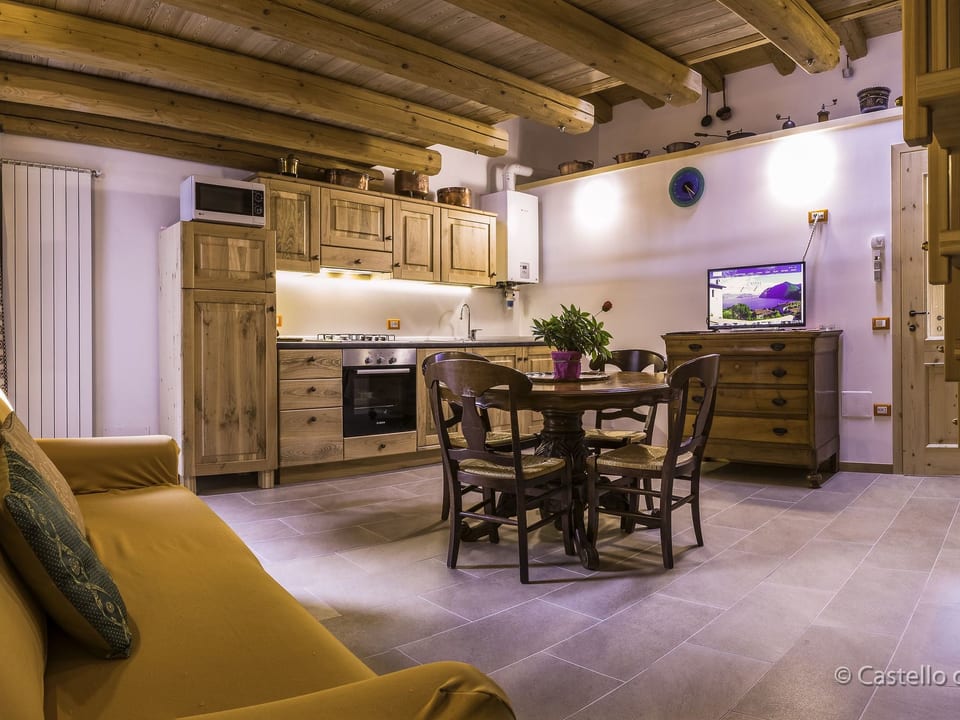 Studio-Apartment avec mezzanine dans un bâtiment historique à Zorzino - Fonteno