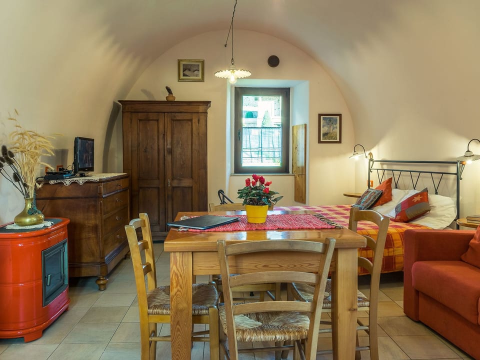 Estudio-apartamento con balcón con vista al lago y acceso al jardín - Fonteno