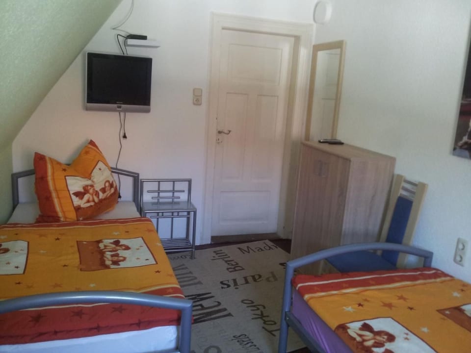Apartamento en Siebenlehn con parrilla y terraza - Großschirma
