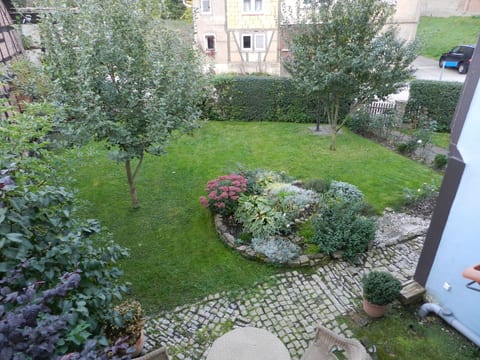 Fachwerkhaus mit Garten, Grill und Terrasse