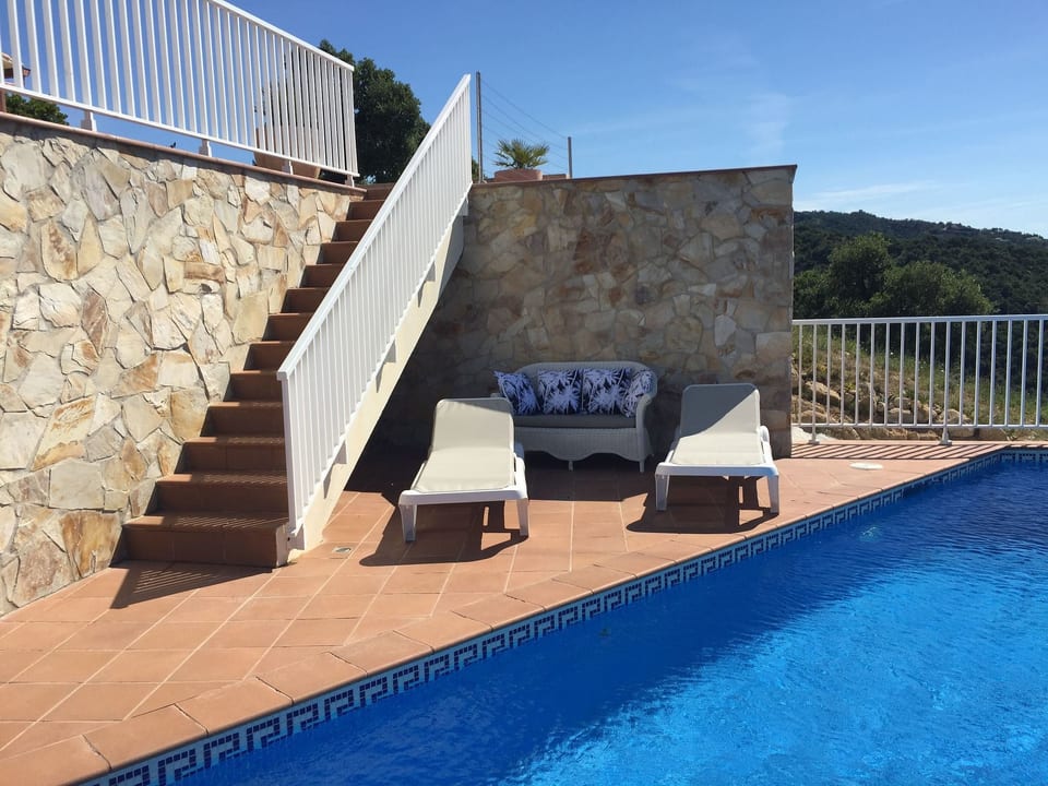Gemütliches Ferienhaus mit Pool und Meerblick - Santa Cristina d'Aro