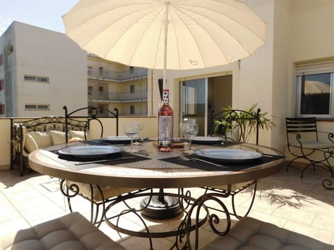 Wohnung in Roses mit Großer Terrasse
