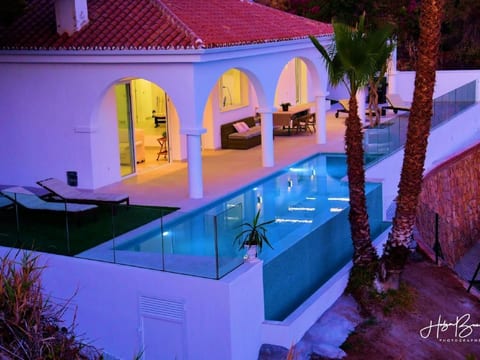 Villa Buganvilla