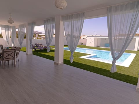 Villa Villa MyJ