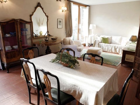 "Villa Felicita" mit Pool