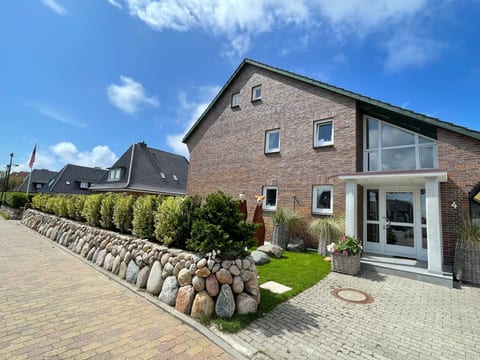 in Westerland mit Sonniger Terrasse